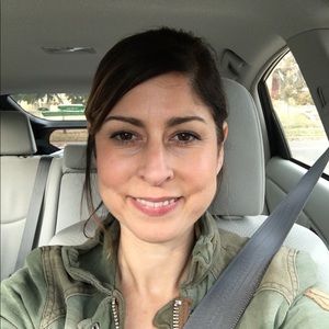 Meet your Posher, Samia